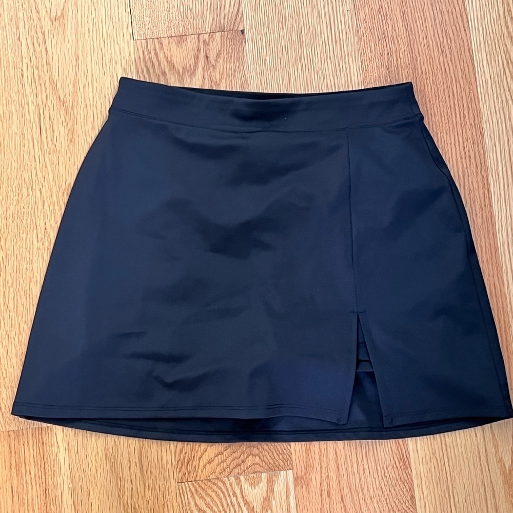 Reformation Active Skort Black